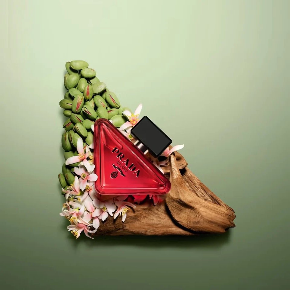 Prada Paradoxe Radical Essence Parfum 3