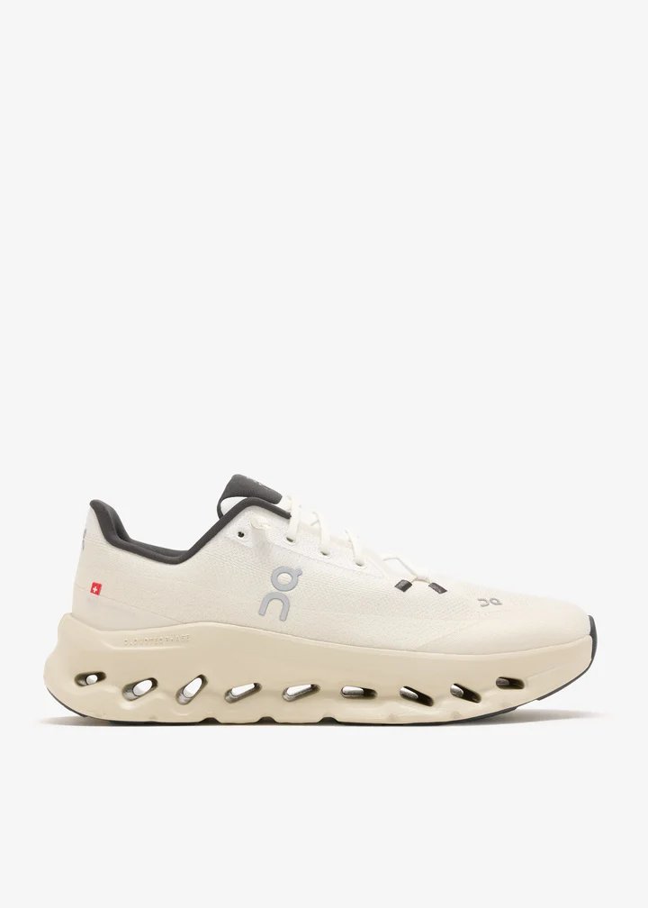 Cloudtilt sneakers