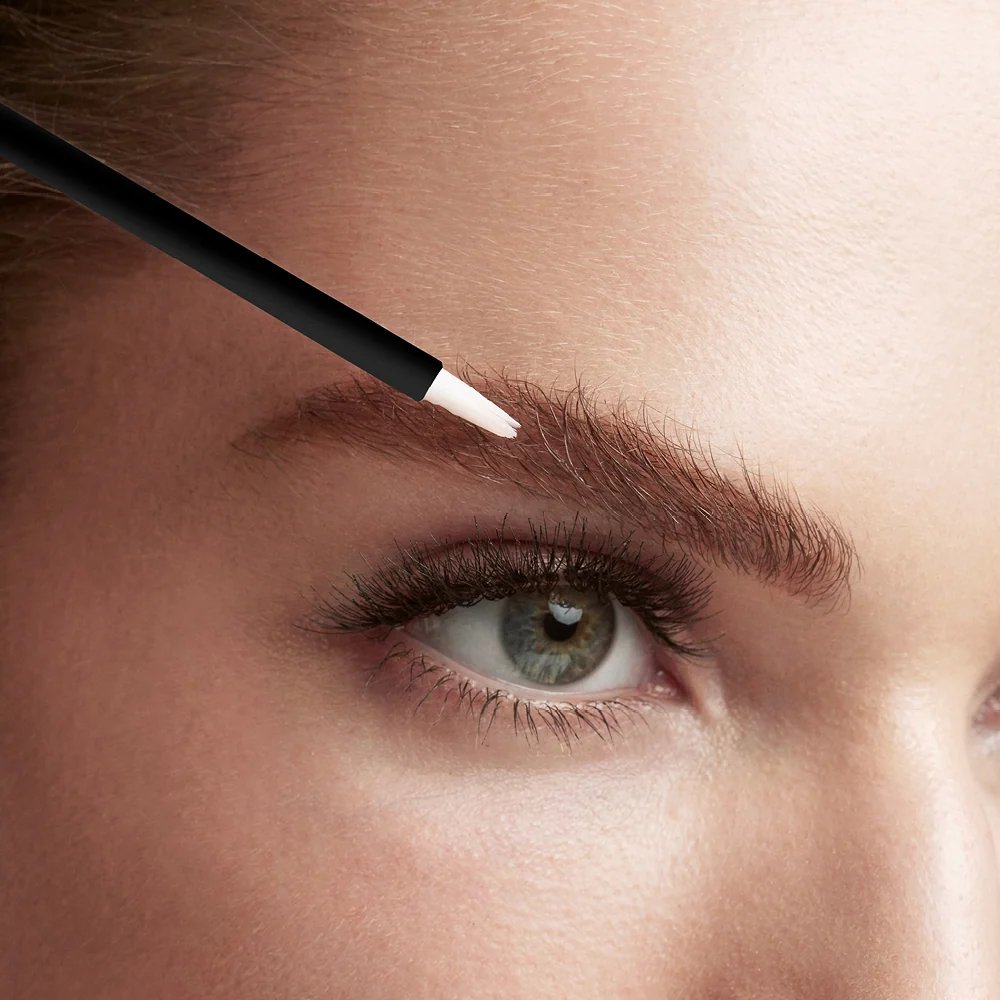 M2 Beaute Eyebrow Renewing Serum 5ml 2