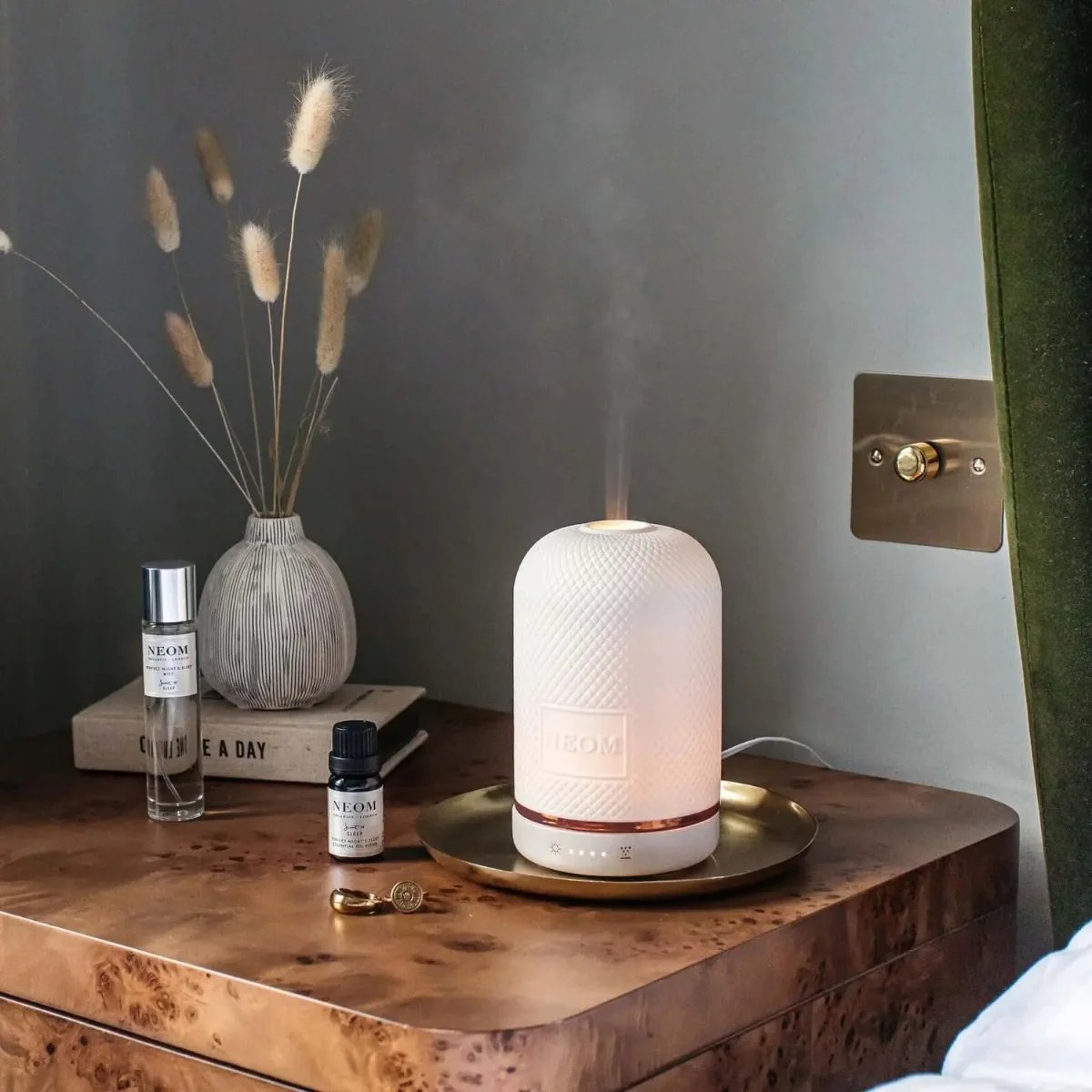 Neom Organics Wellbeing Pod - Essential Oil Diffuser 2