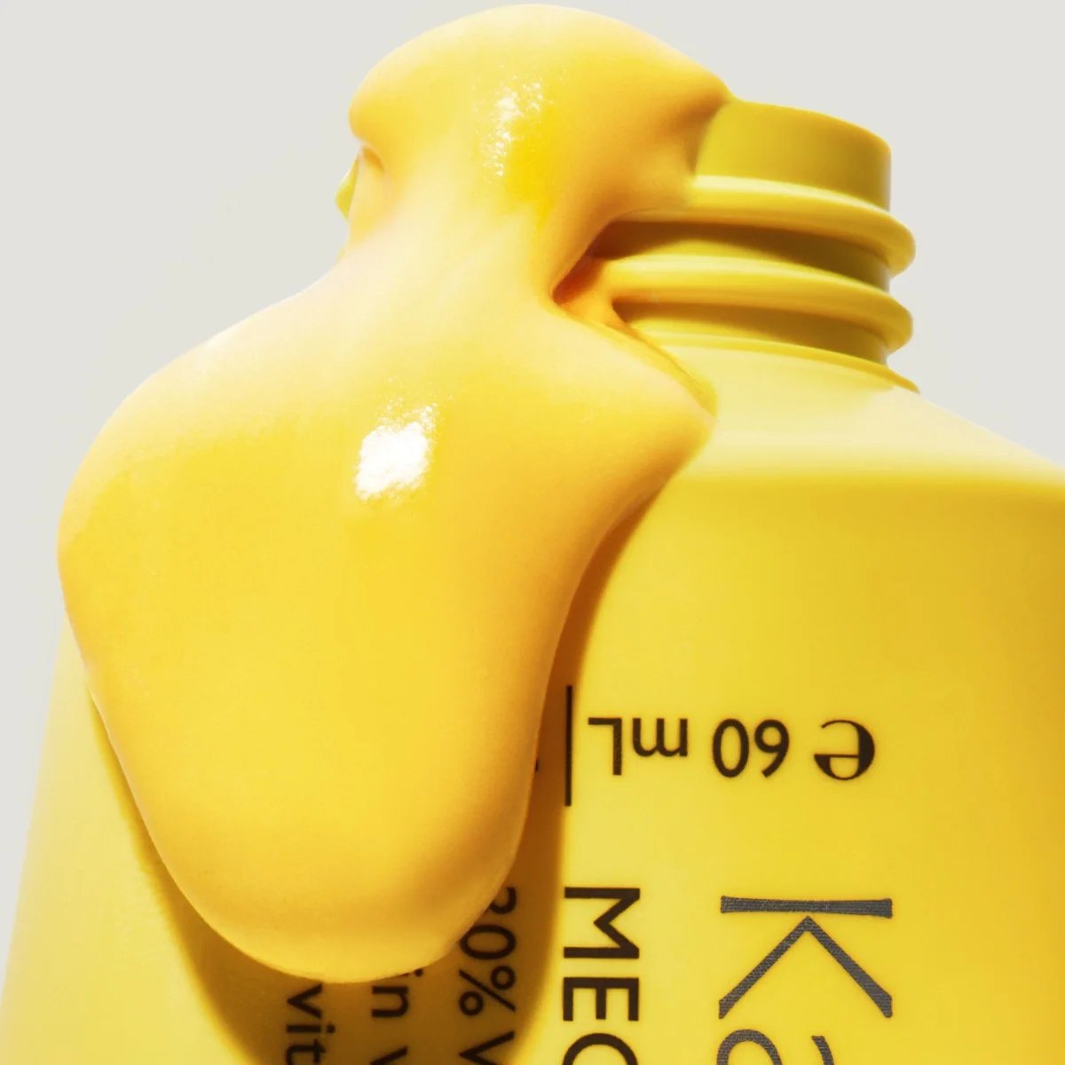 Kate Somerville Mega C 30% Vitamin C Brightening Facial 60ml 8