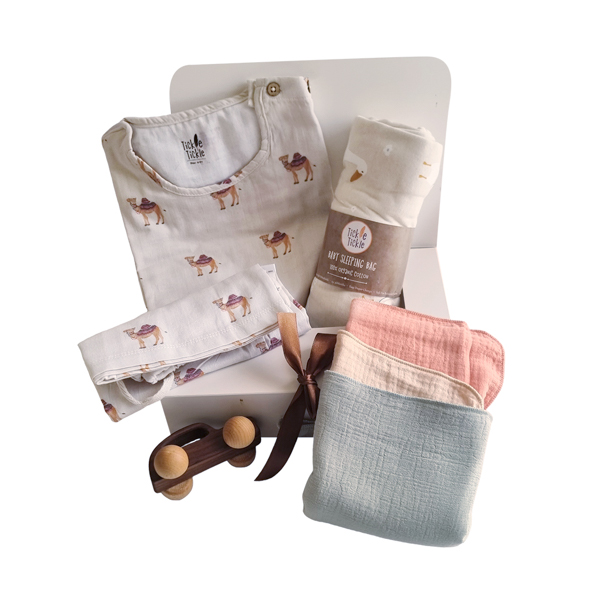 Camelot Tots Organic Gift Hamper