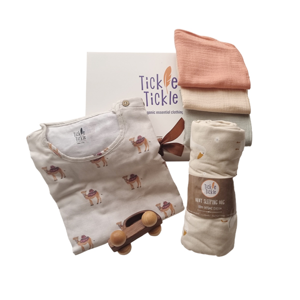 Camelot Tots Organic Gift Hamper 2