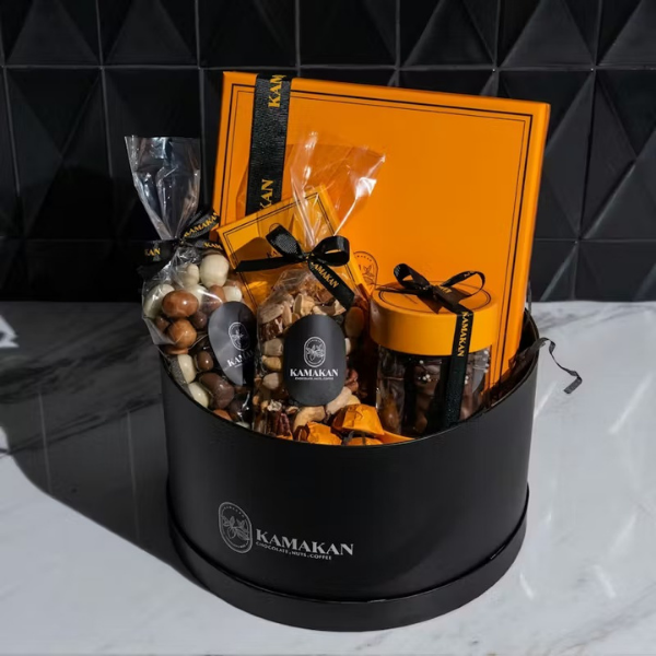 Gift Hampers Black Medium - Yellow