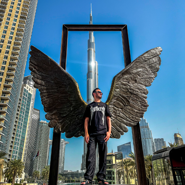 Instagrammable Videography Tour in JBR Beach Walk for Up to 4 Guests
