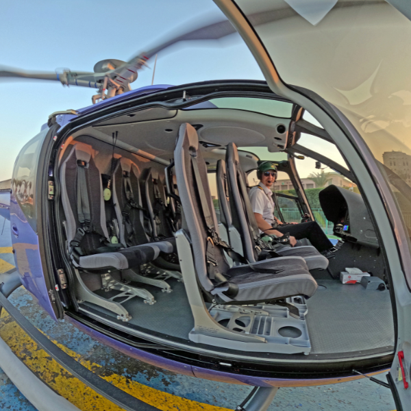 Private Imperial Tour – 45-Minute Helicopter Experience over Palm Jumeirah 3