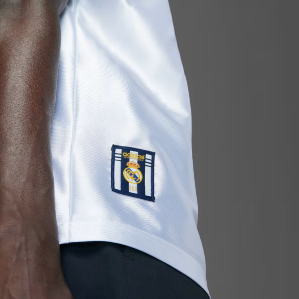 Real Madrid 99/00 Home Jersey 7