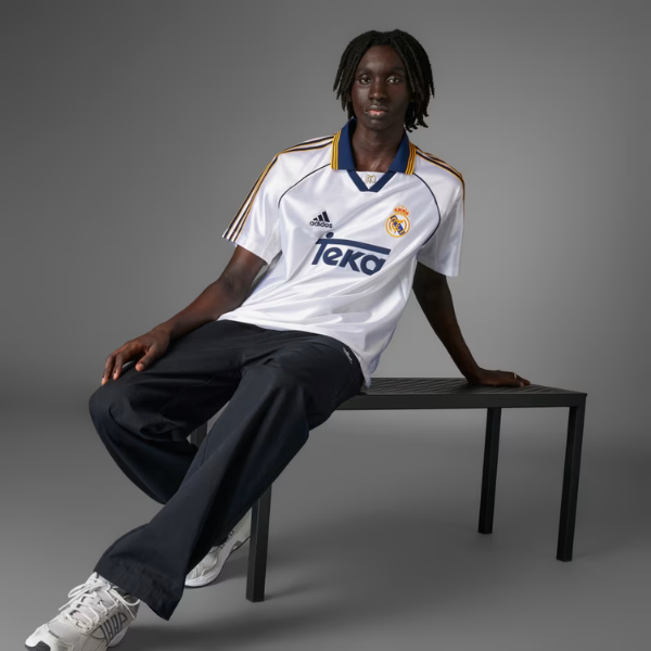 Real Madrid 99/00 Home Jersey 4