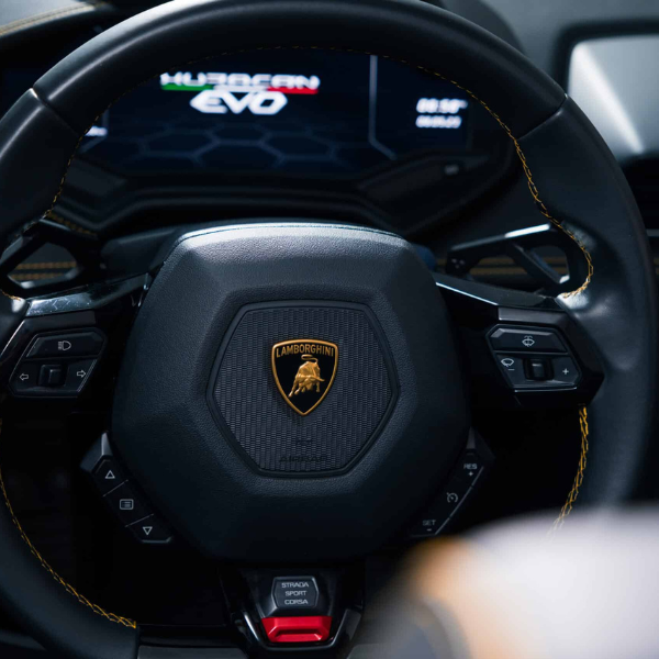 Supercar Drive Experience – Lamborghini Huracan Evo Spyder 250km 5