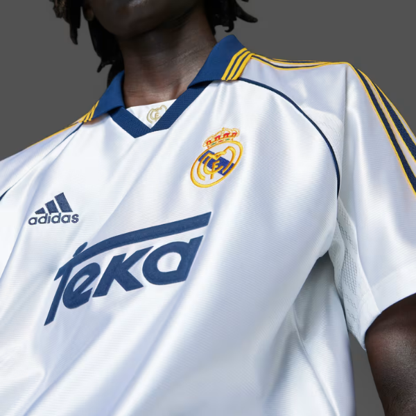 Real Madrid 99/00 Home Jersey 8