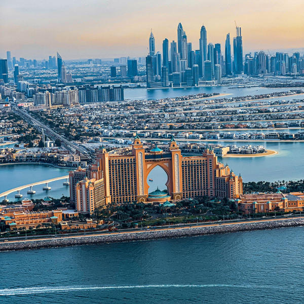 Private Imperial Tour – 45-Minute Helicopter Experience over Palm Jumeirah 6