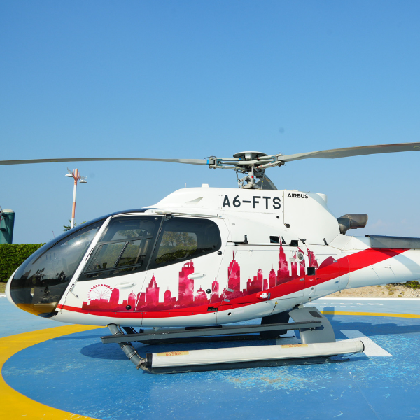 Private Imperial Tour – 45-Minute Helicopter Experience over Palm Jumeirah 7