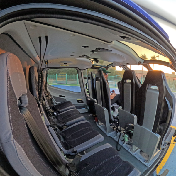 Private Imperial Tour – 45-Minute Helicopter Experience over Palm Jumeirah 5