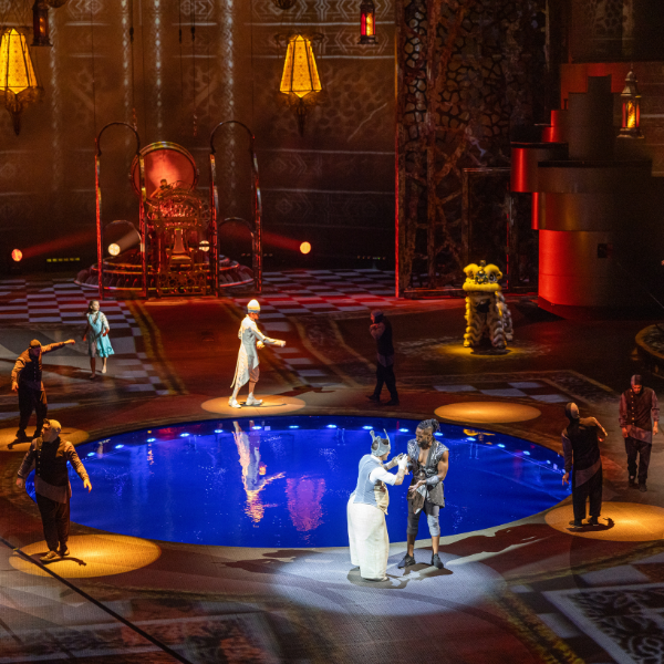 La Perle Performance & Dinner Package at World Cut 4